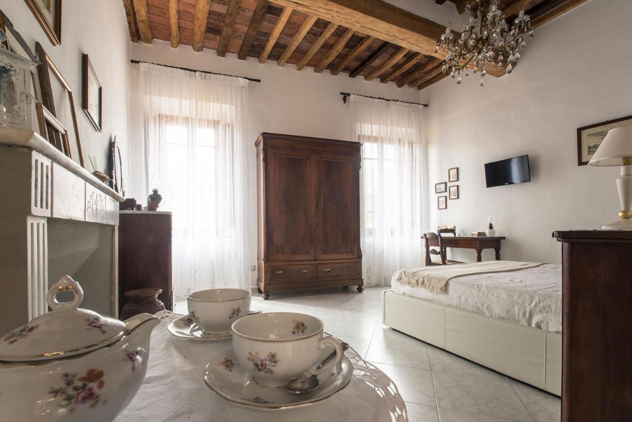 A Casa Di Irma E Nilo Hotell Palaia Eksteriør bilde