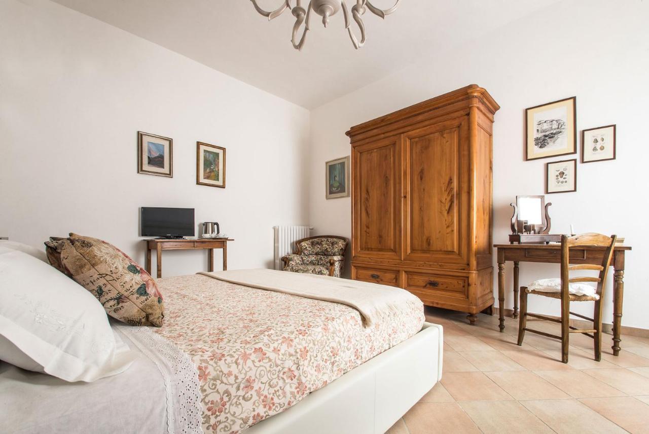 A Casa Di Irma E Nilo Hotell Palaia Eksteriør bilde